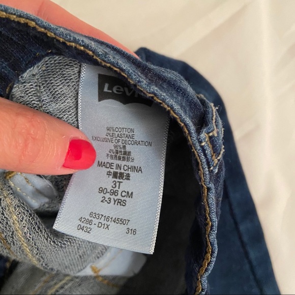 EUC Levi’s Pull-on Jeggings/Jeans Leggings - Picture 2 of 3